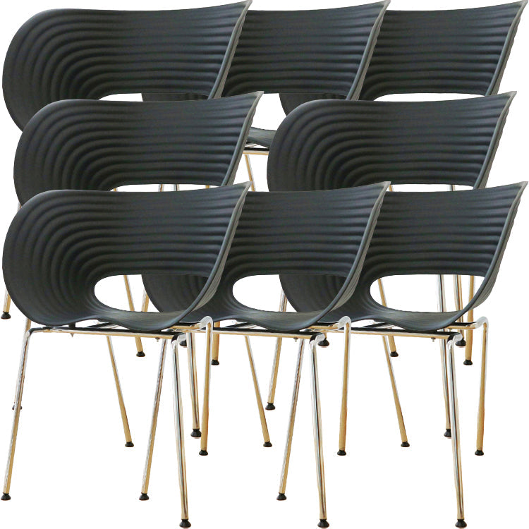 Eigentijdse plastic arm eetstoel in matte afwerking voor thuis