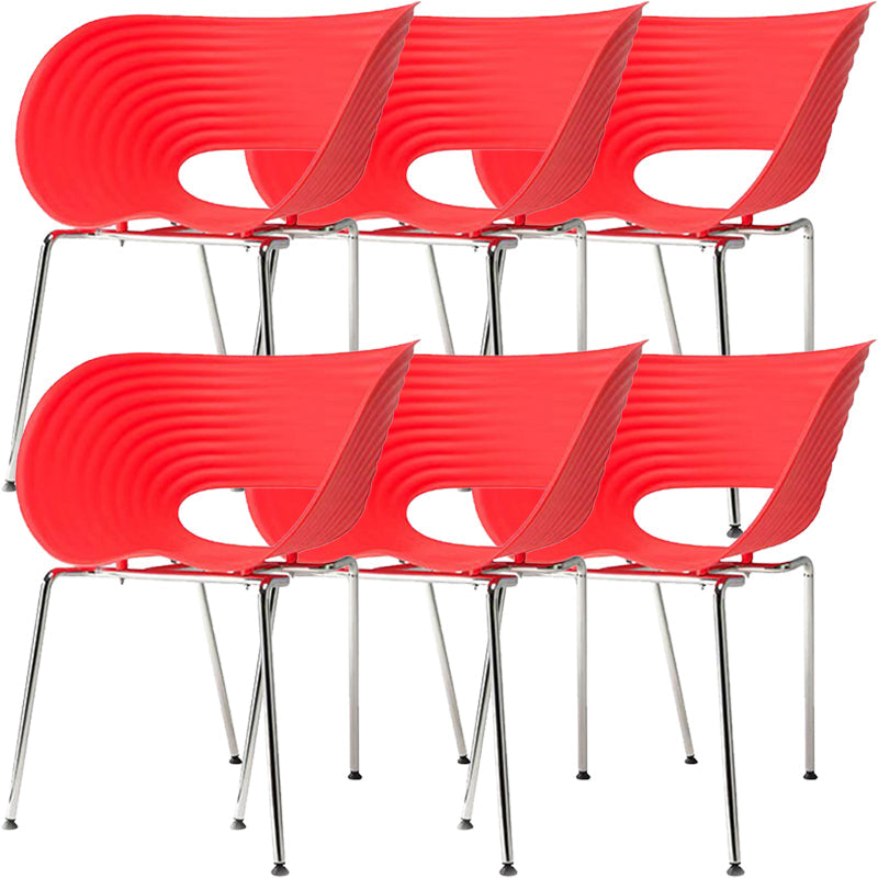 Eigentijdse plastic arm eetstoel in matte afwerking voor thuis