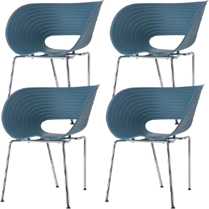 Eigentijdse plastic arm eetstoel in matte afwerking voor thuis