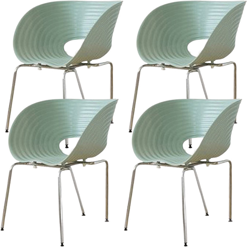 Eigentijdse plastic arm eetstoel in matte afwerking voor thuis