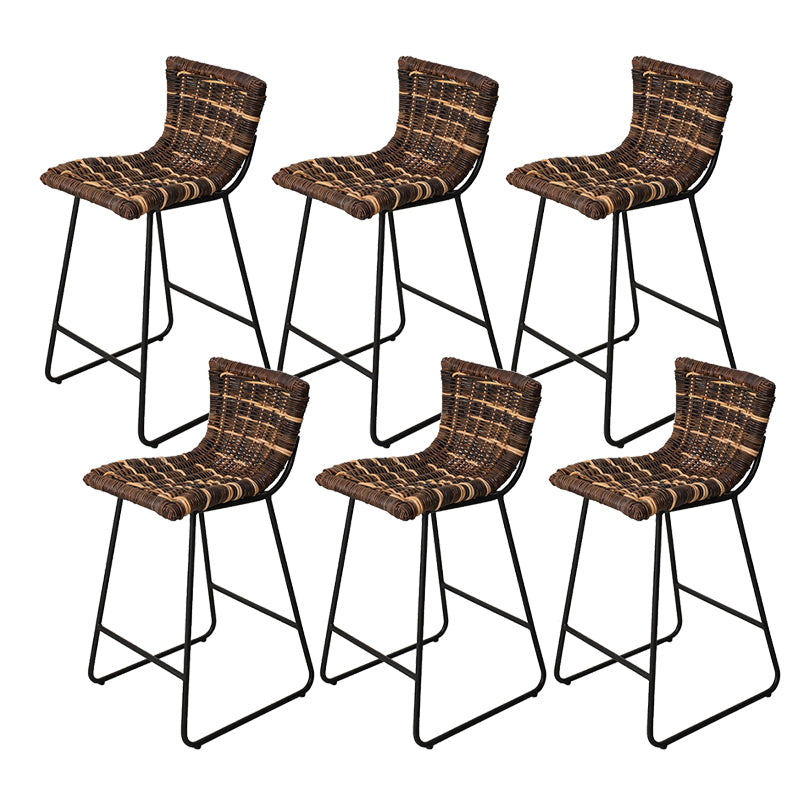 Industriële lage rug binnen binnen armloze barkruk met metalen basis