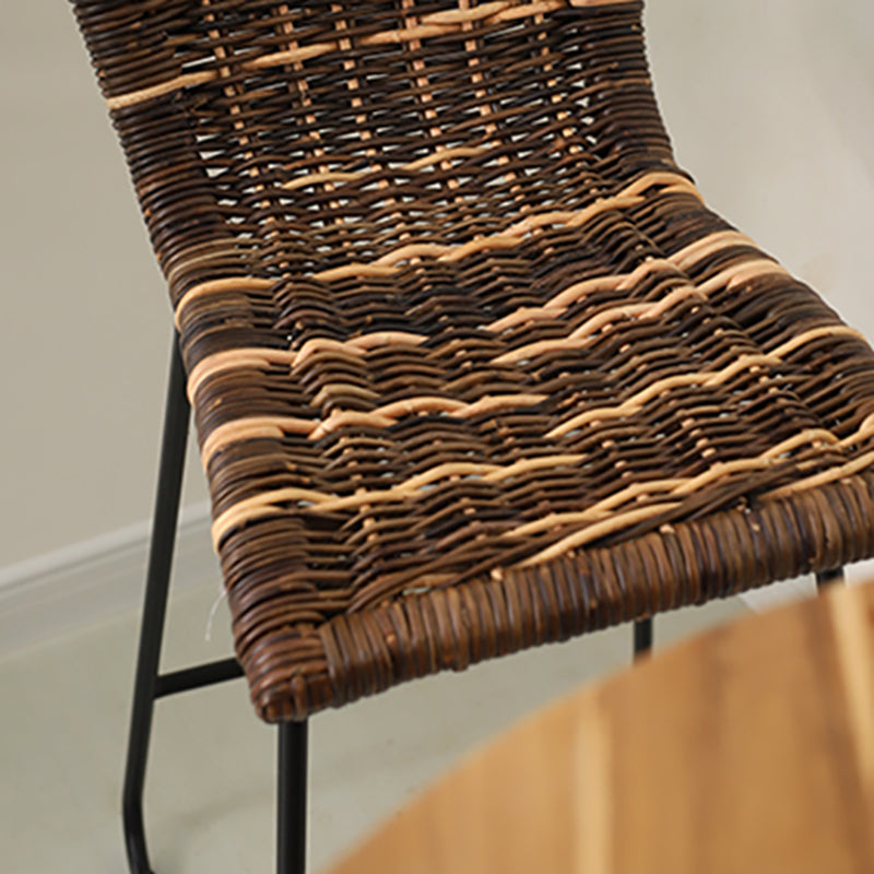 Industriële lage rug binnen binnen armloze barkruk met metalen basis