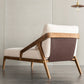 Divano chaise longue scandinavo imbottito. Poltrona chaise longue a due braccioli in beige