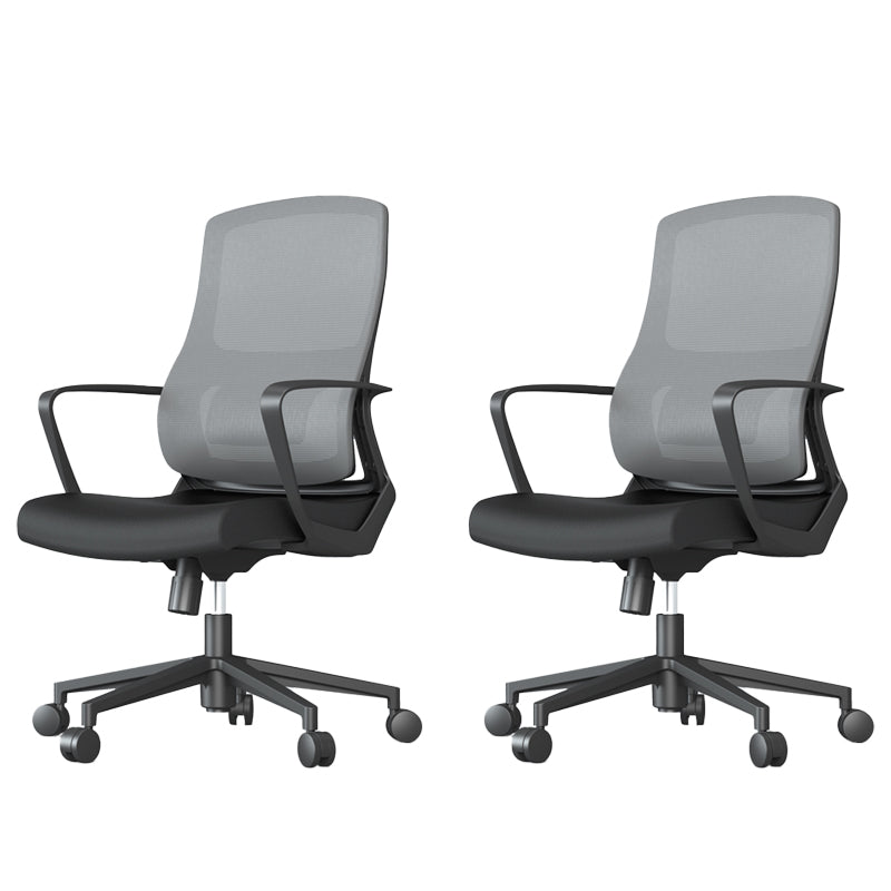 オフィスのためのモダニズム固定武器室の椅子ブラックデスクチェア