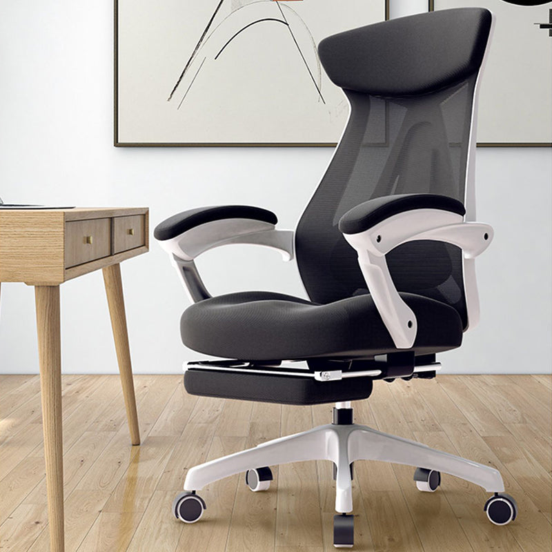 Modern Office Chair Padded Arms No Distressing Ergonomic Chair with Wheels