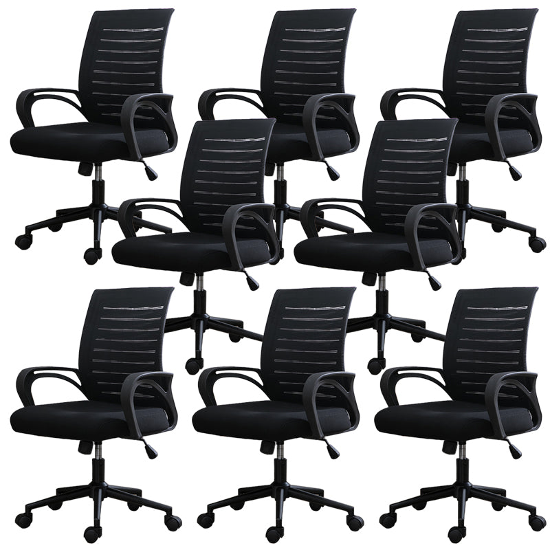 モダニズム固定武器室の椅子メッシュバックデスクチェア付き車輪付き