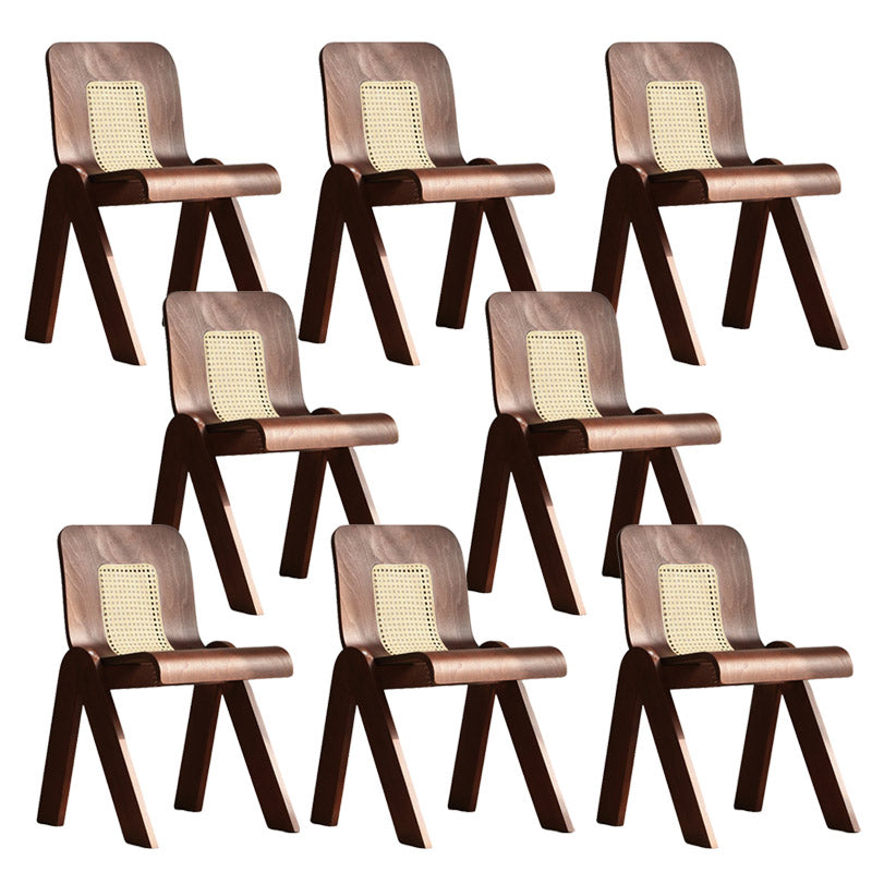 Chaise de salle à manger de style moderne