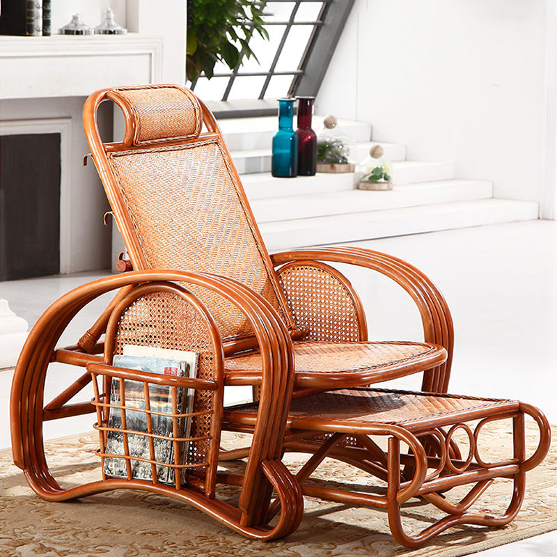 Reparador de reacción estándar tradicional con patas de madera maciza en marrón