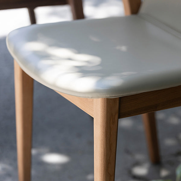 Nordic Style Solid Wood Arm Dining Chair with Upholstered for Home