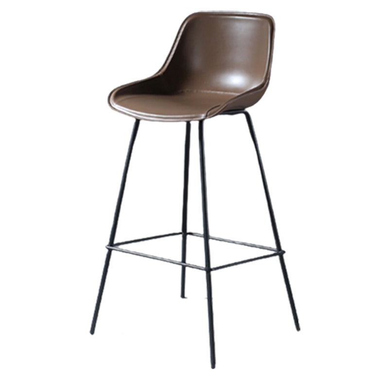 Hedendaagse gestoffeerde lage rugkakbarkrukken met metalen basis