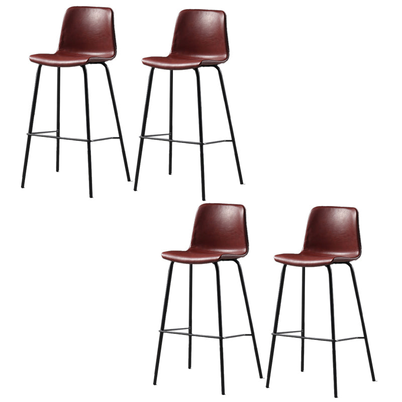 Eigentijdse rugleuning faux lederen armloze barkruk met voetsteun