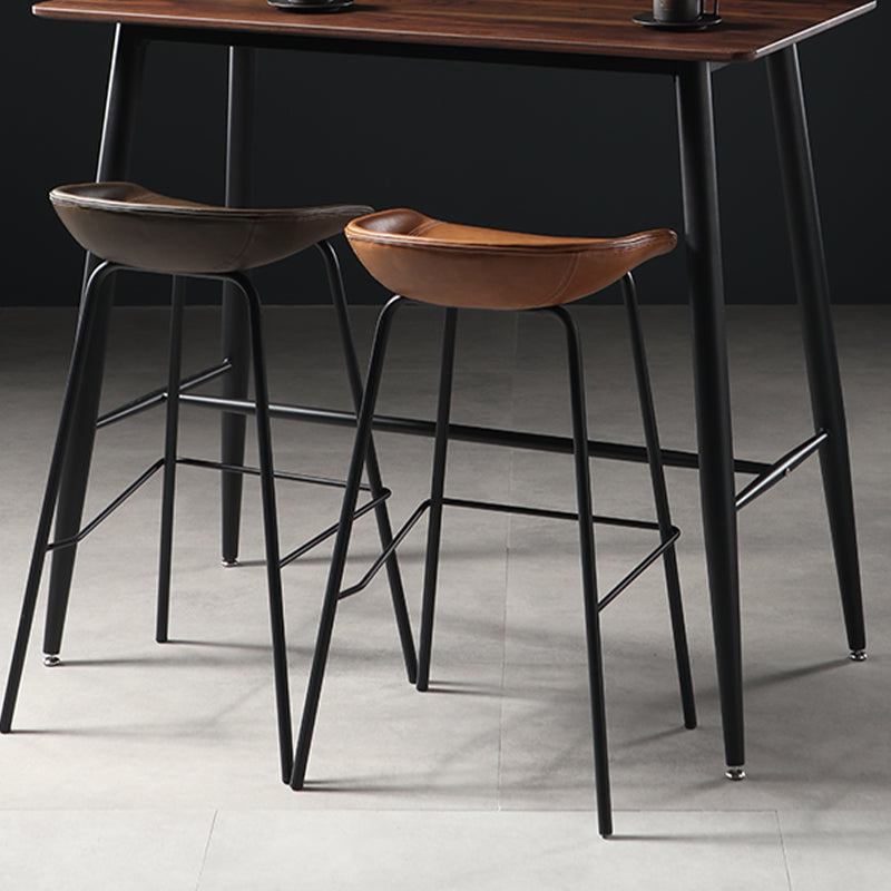 Contemporary Faux Leather Low Back Bucket Bar Stools with Metal Base Clearhalo 'Bar Furniture' 'Bar Stools' 'bar_stools' 'furn' 'furn_bar_stools' 'Furniture' 'Kitchen & Dining Furniture' 7619817