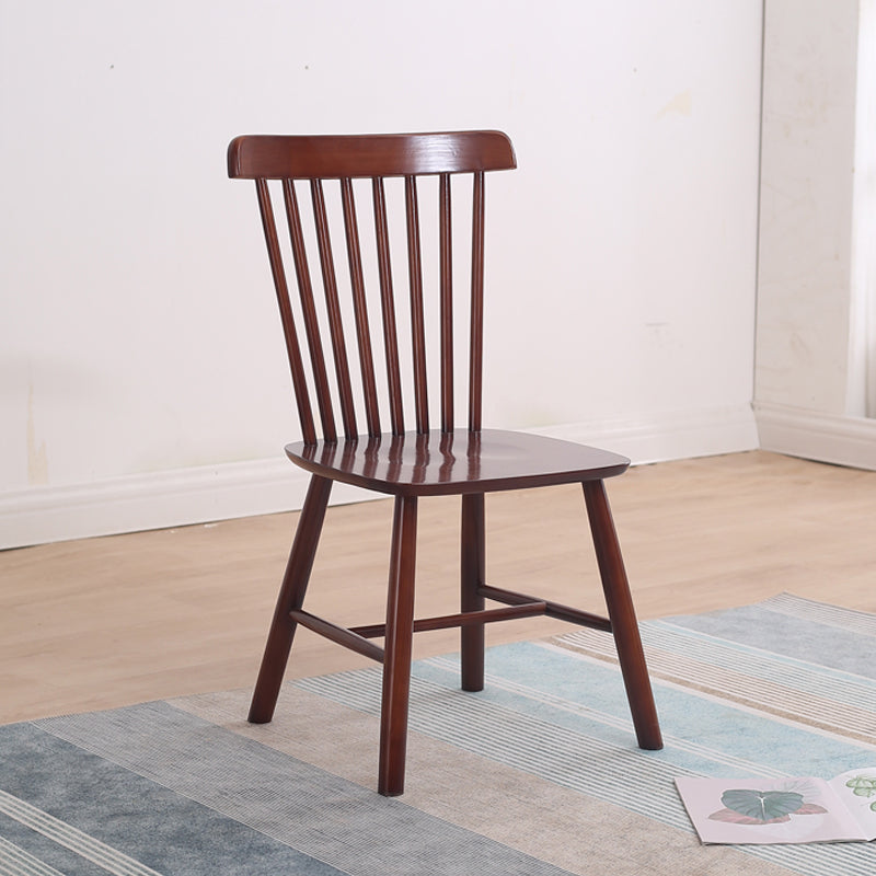 Sedia da pranzo Windsor a bracciole in legno di gomma contemporanea per ristorante