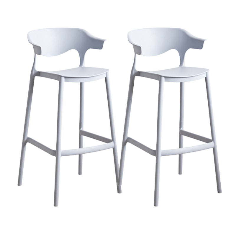 Contemporary Low Back Plastic Armless Bar Stools with Footrest