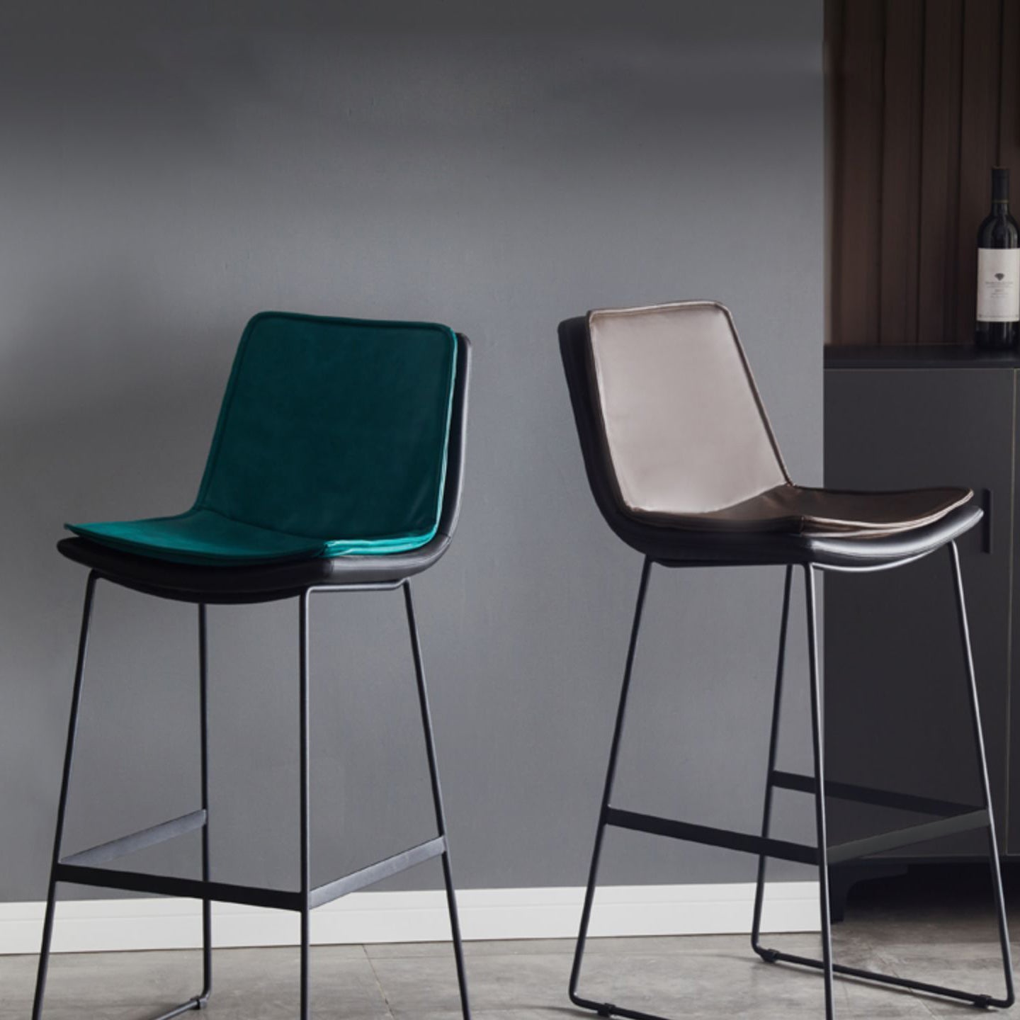 Modern Upholstered Low Back Armless Bar Stools with Metal Base Clearhalo 'Bar Furniture' 'Bar Stools' 'bar_stools' 'furn' 'furn_bar_stools' 'Furniture' 'Kitchen & Dining Furniture' 7636978