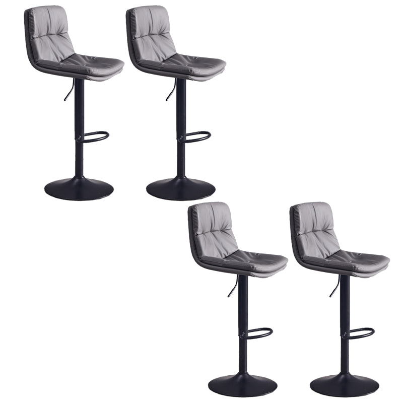 Sgabello da bar sul backrest girevole regolabile contemporaneo con poggiapiedi