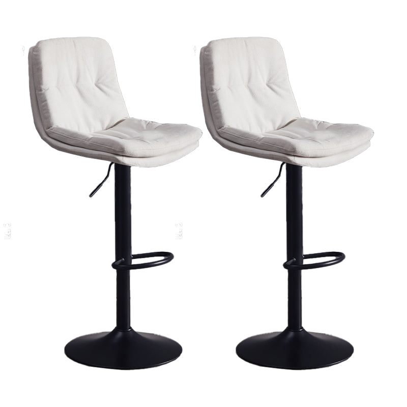 Sgabello da bar sul backrest girevole regolabile contemporaneo con poggiapiedi