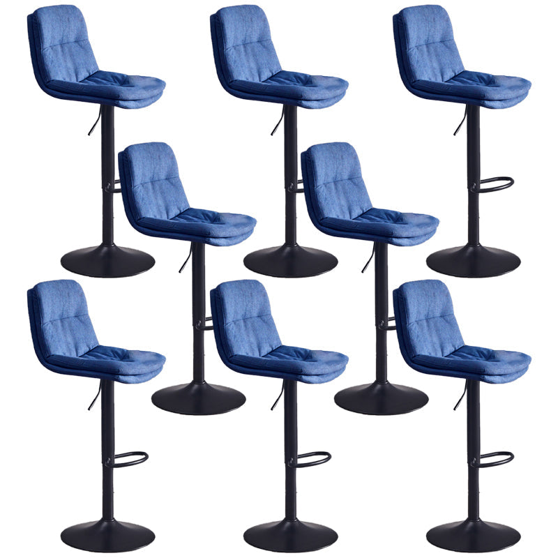 Sgabello da bar sul backrest girevole regolabile contemporaneo con poggiapiedi