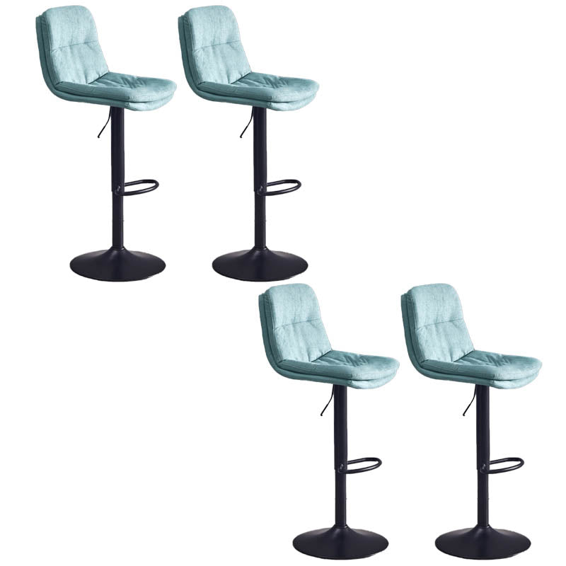 Sgabello da bar sul backrest girevole regolabile contemporaneo con poggiapiedi