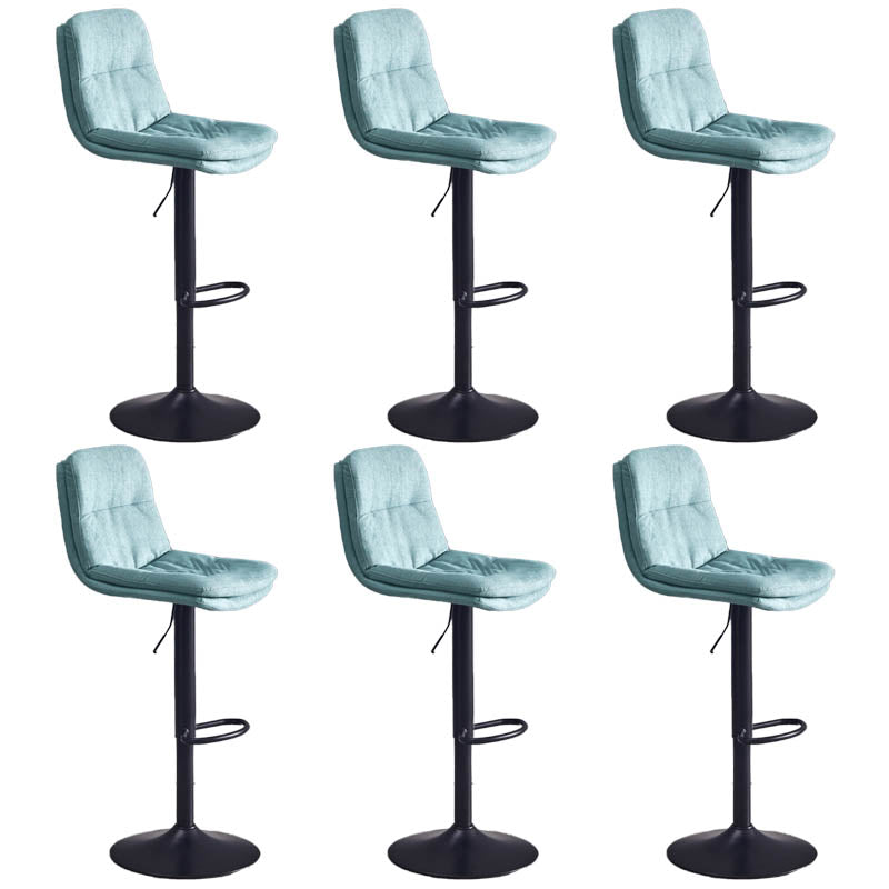 Sgabello da bar sul backrest girevole regolabile contemporaneo con poggiapiedi