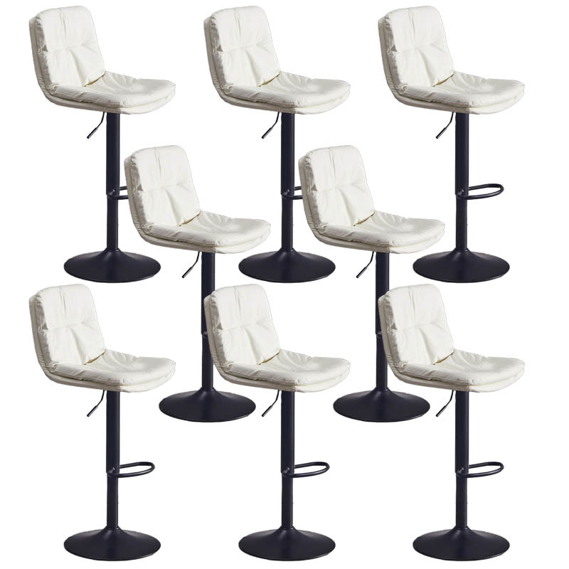 Sgabello da bar sul backrest girevole regolabile contemporaneo con poggiapiedi