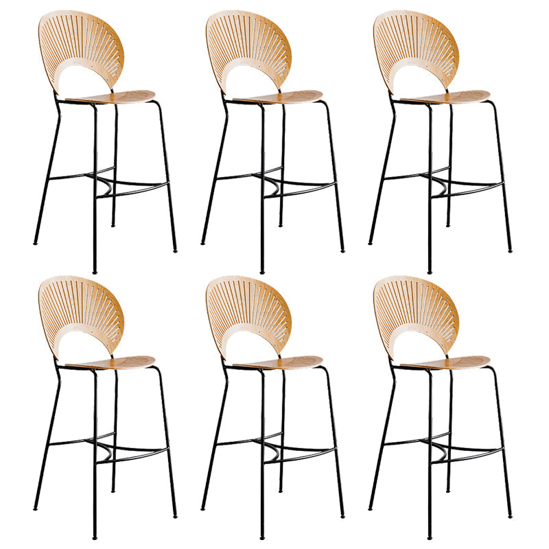 CONTINADOR DE ALTA CONTABLADO DE 45 "CONTINADOR DE MADERA CONTABLE DE MADERA CON HISTAS DE METAL CON BASE DE METAL