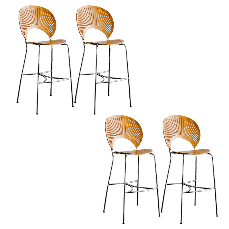 CONTINADOR DE ALTA CONTABLADO DE 45 "CONTINADOR DE MADERA CONTABLE DE MADERA CON HISTAS DE METAL CON BASE DE METAL