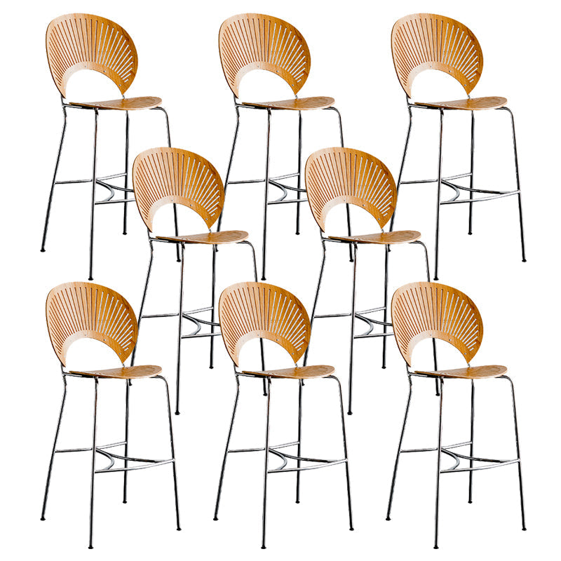 CONTINADOR DE ALTA CONTABLADO DE 45 "CONTINADOR DE MADERA CONTABLE DE MADERA CON HISTAS DE METAL CON BASE DE METAL