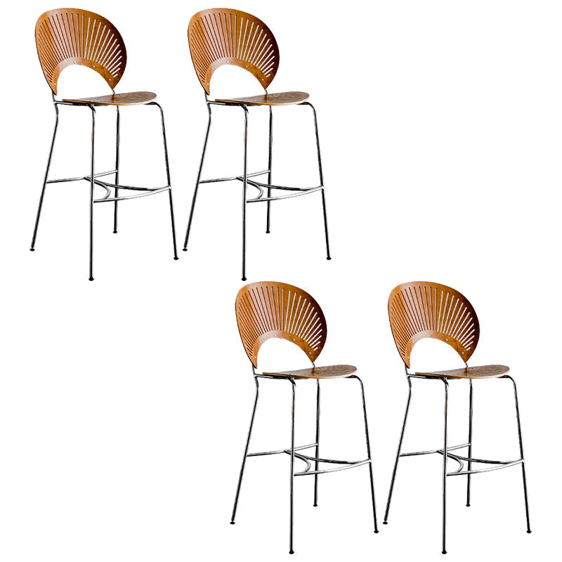 CONTINADOR DE ALTA CONTABLADO DE 45 "CONTINADOR DE MADERA CONTABLE DE MADERA CON HISTAS DE METAL CON BASE DE METAL