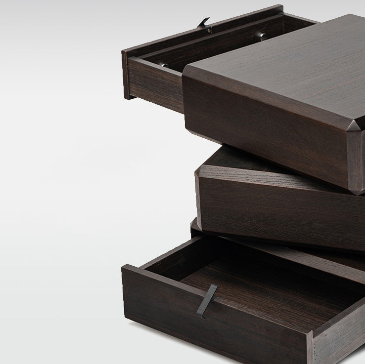 Nightand de table à accent en bois massif moderne 19 "de haut avec 3 tiroirs