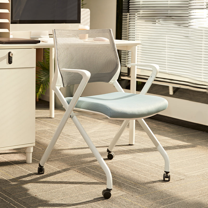 オフィス用の車輪付きのアームズオフィスチェアモダンデスクチェア