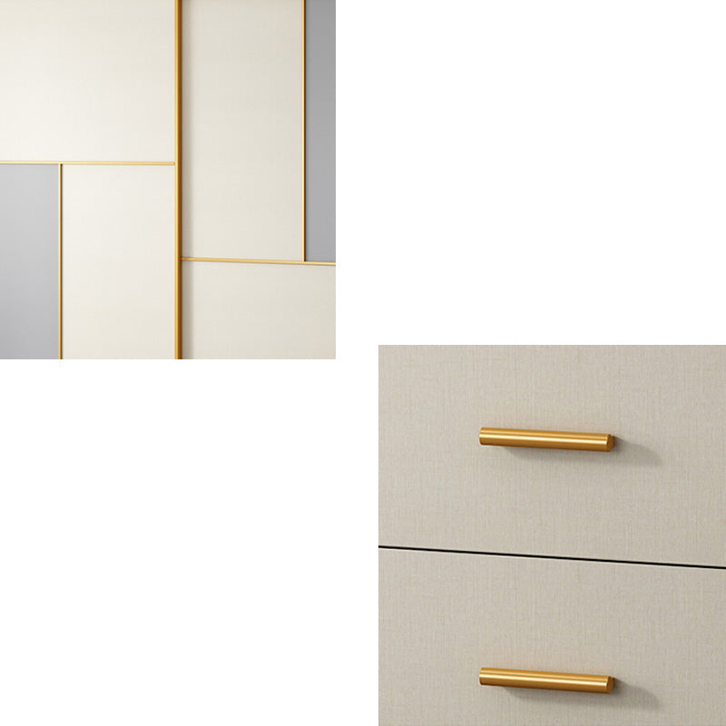 Porte scorrevoli della camera da letto Armadio in stile costiero.