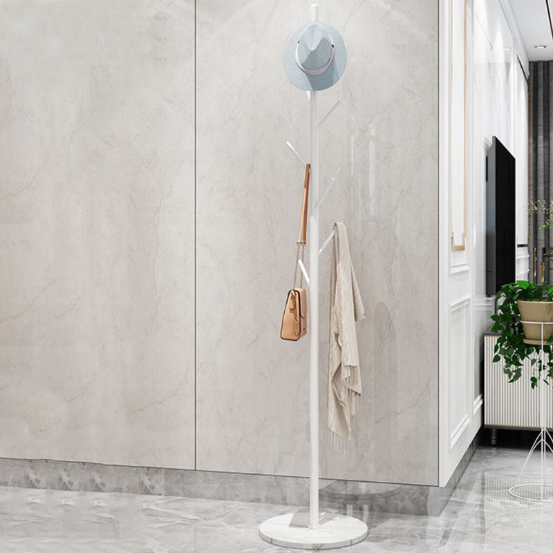 フック付きのフリースタンディングコートラック工業スタイルのメタルコートハンガー