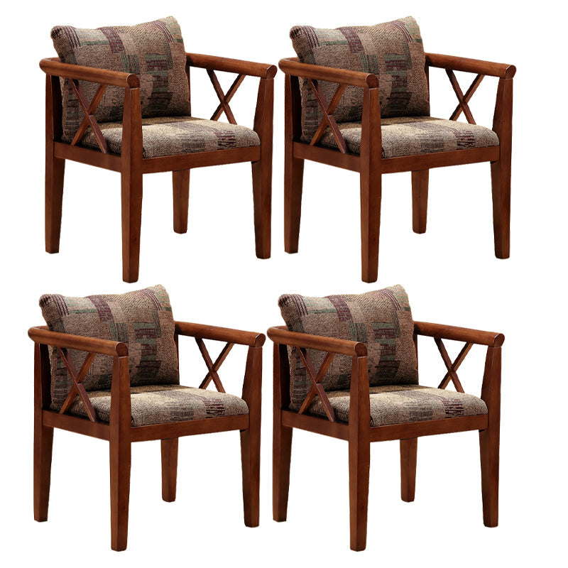 Sedia da pranzo tradizionale sedia a braccio da pranzo in legno massiccio per hotel