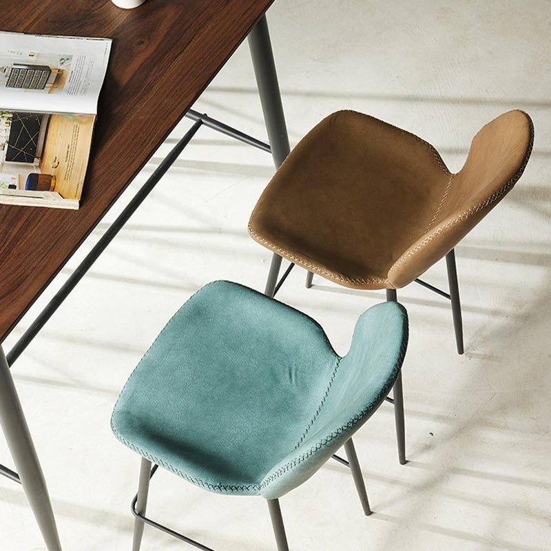 Taburete alto con respaldo de estilo moderno con cojín de cuero
