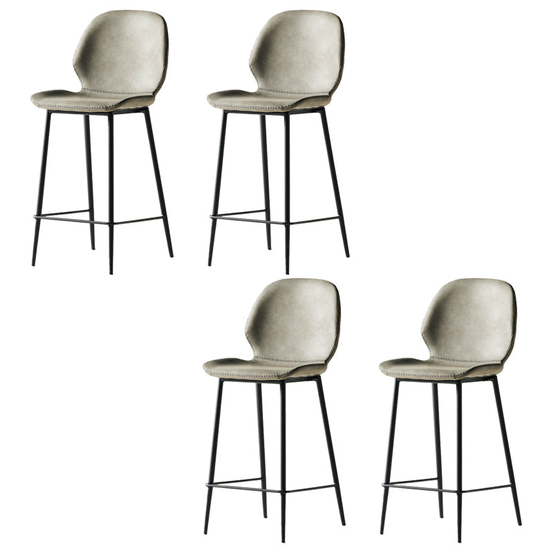 Taburete alto con respaldo de estilo moderno con cojín de cuero