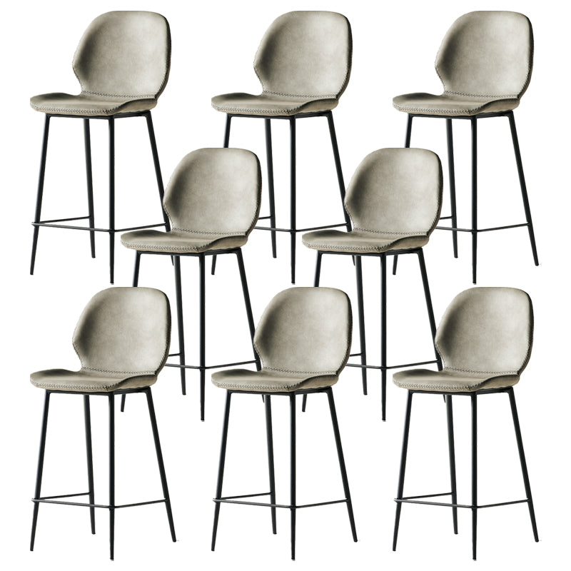 Taburete alto con respaldo de estilo moderno con cojín de cuero