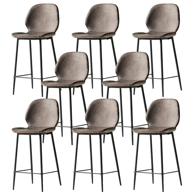Taburete alto con respaldo de estilo moderno con cojín de cuero