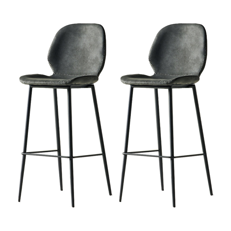 Taburete alto con respaldo de estilo moderno con cojín de cuero