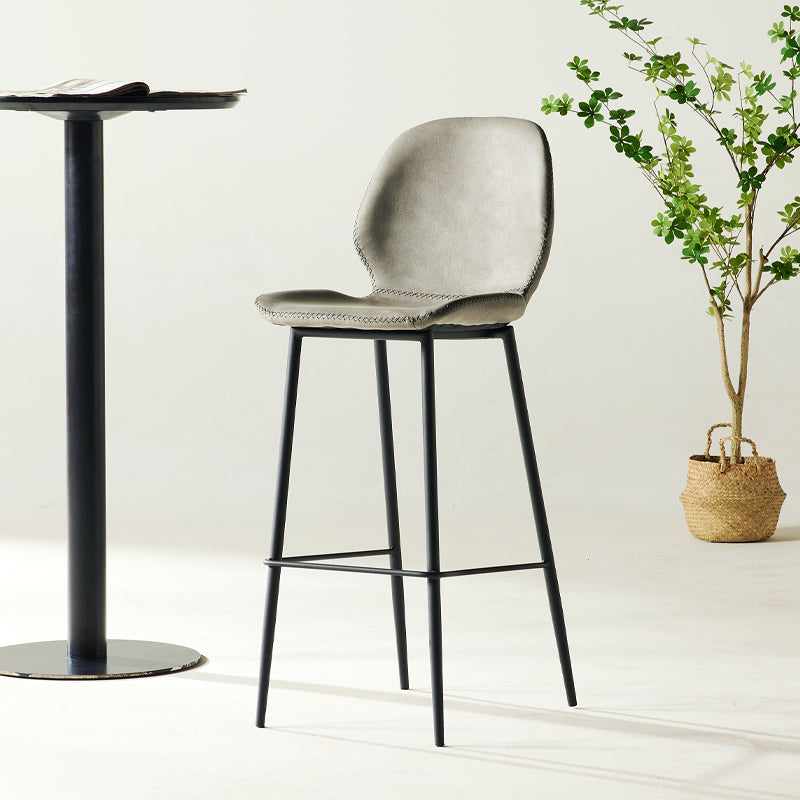 Taburete alto con respaldo de estilo moderno con cojín de cuero