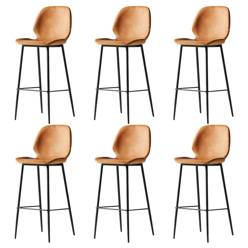 Taburete alto con respaldo de estilo moderno con cojín de cuero