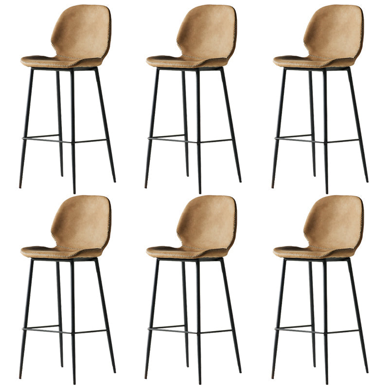 Taburete alto con respaldo de estilo moderno con cojín de cuero
