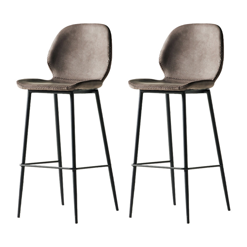 Taburete alto con respaldo de estilo moderno con cojín de cuero
