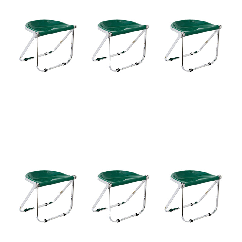 Modern Style Dining Chair Plastic Folding Side Chair for Dining Room Green 6 Piece Set Clearhalo 'Dining Chairs' 'Dining Tables & Seating' 'dining_chair' 'furn' 'furn_dining_chair' 'Furniture' 'Kitchen & Dining Furniture' 7656739