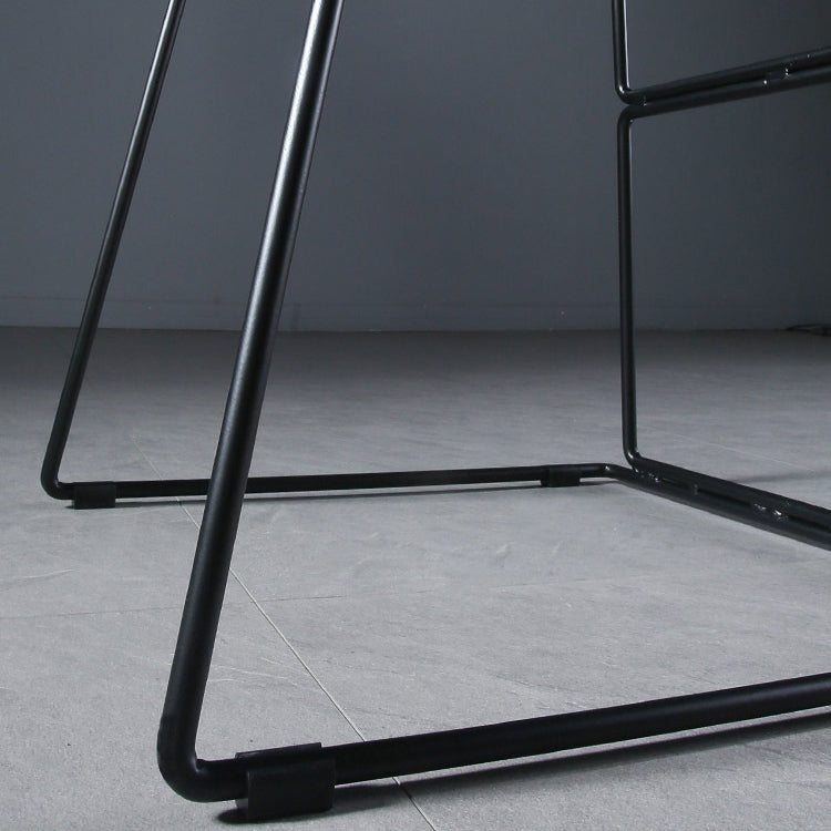 Sgabelli da bar in plastica bassa di plastica senza braccio contemporanea con base di metallo