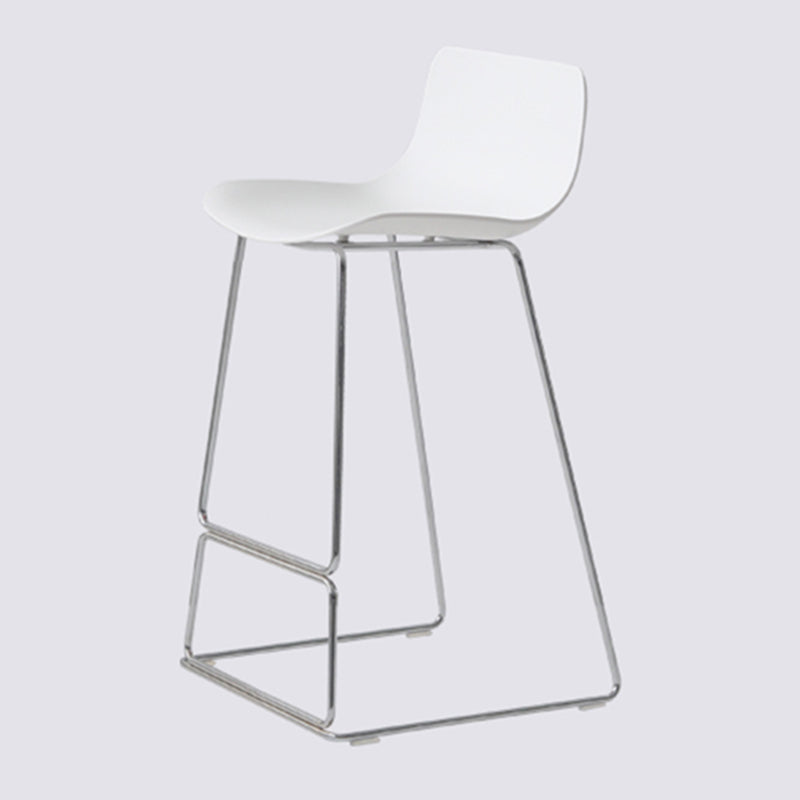 Sgabelli da bar in plastica bassa di plastica senza braccio contemporanea con base di metallo