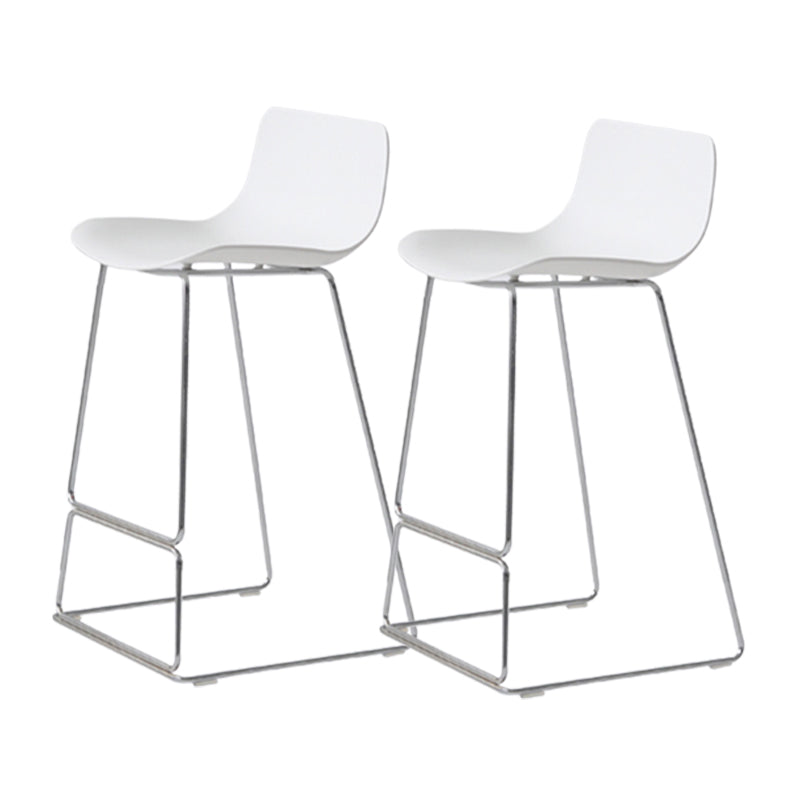 Sgabelli da bar in plastica bassa di plastica senza braccio contemporanea con base di metallo