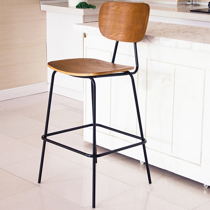 Taburetes contemporáneos de barra sin brazo con la base de metal negro
