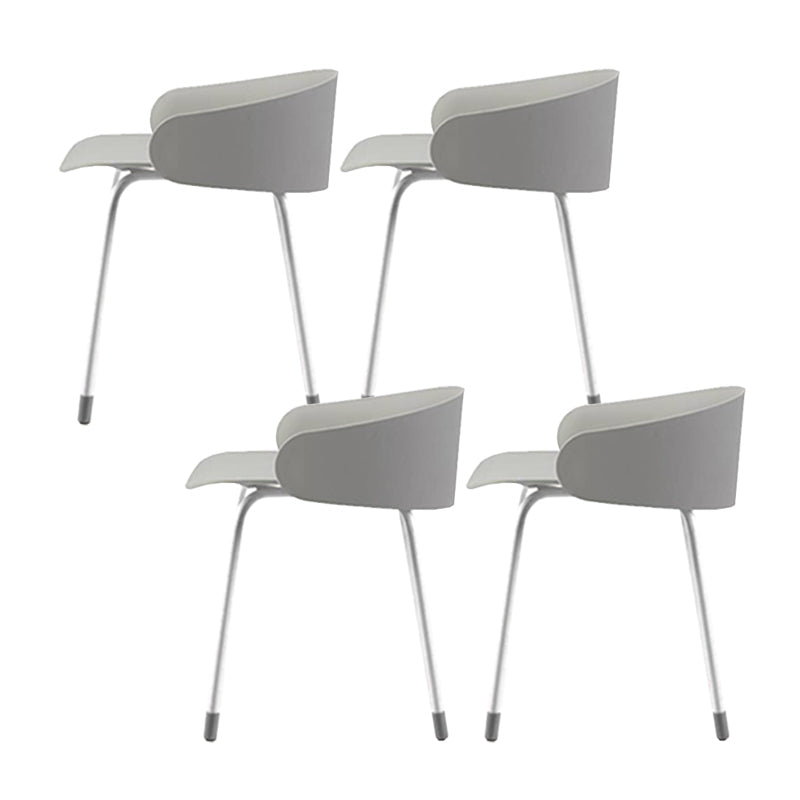 ホワイトメタルベースのあるコンテンポラリーバケツローバックアームレスバースツール