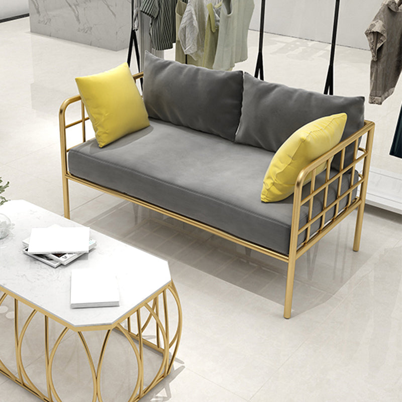 Zeitgenössischer Metallrahmen Samt quadratische Armsofa für Wohnzimmer